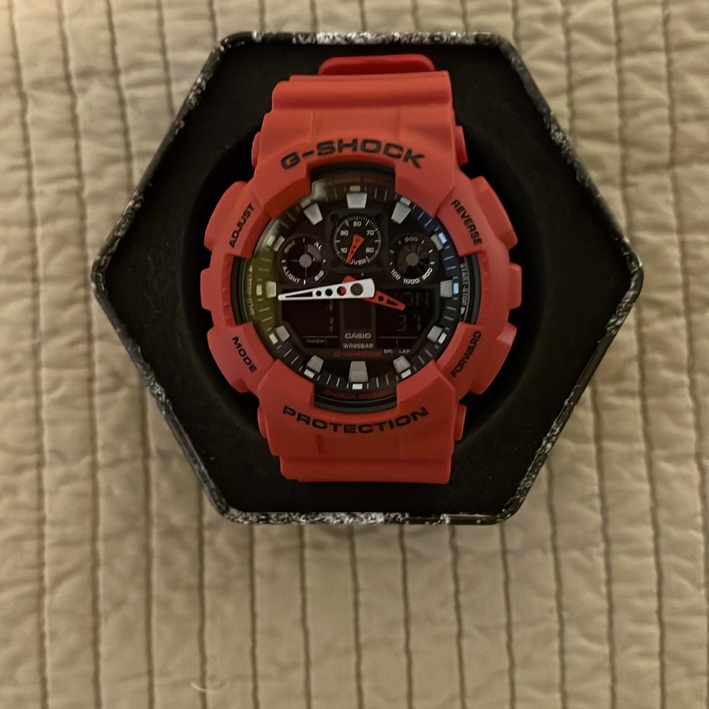 Casio G-Shock watch - Red